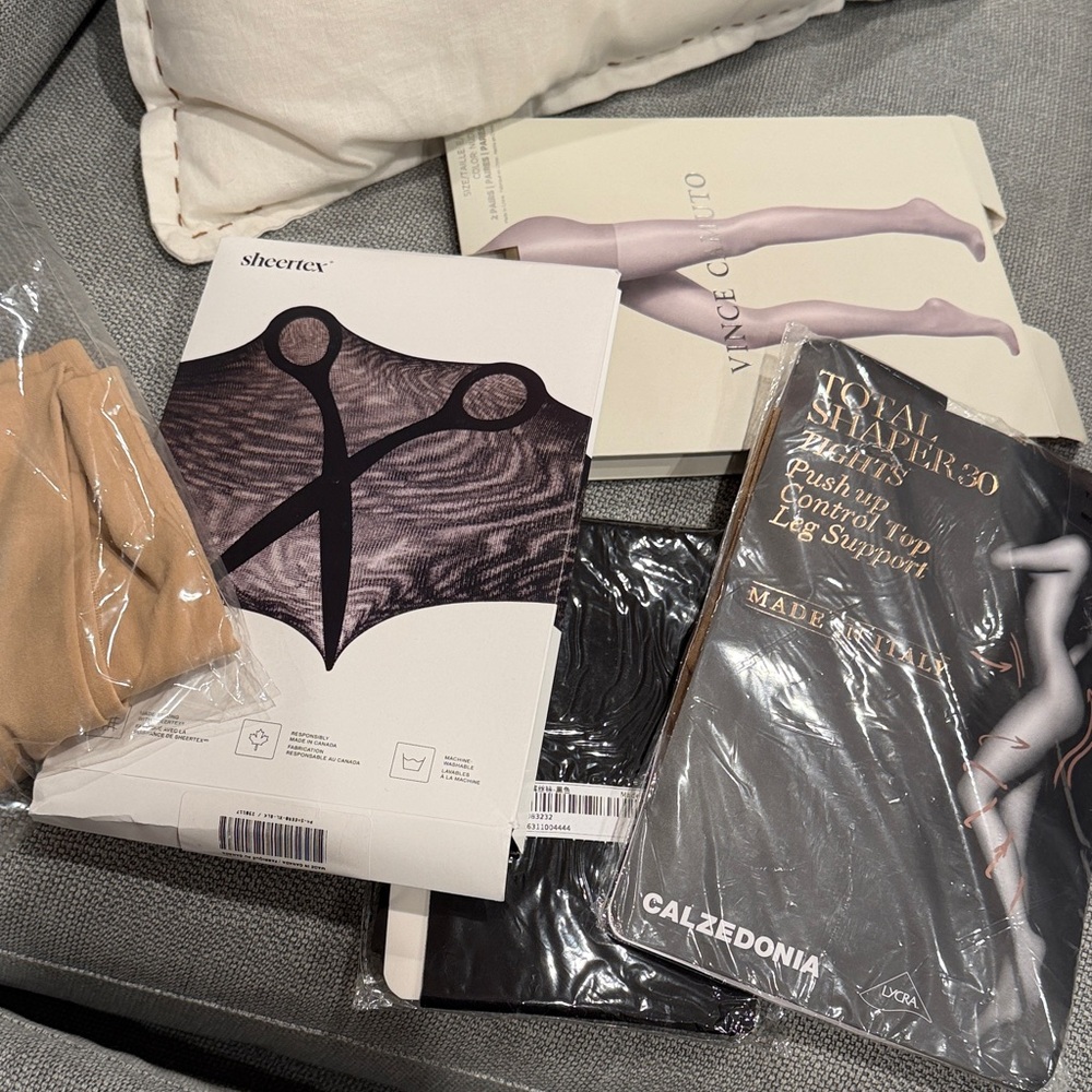 Women’s tights  in Black and Beige